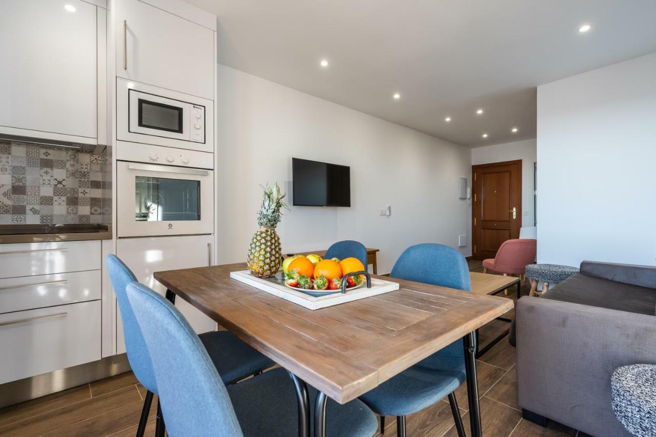 Sur Suites Palmeras 2 Фуeнхирола Екстериор снимка